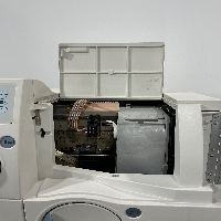 BioMerieux VITEK 2 COMPACT Analyzers image 3